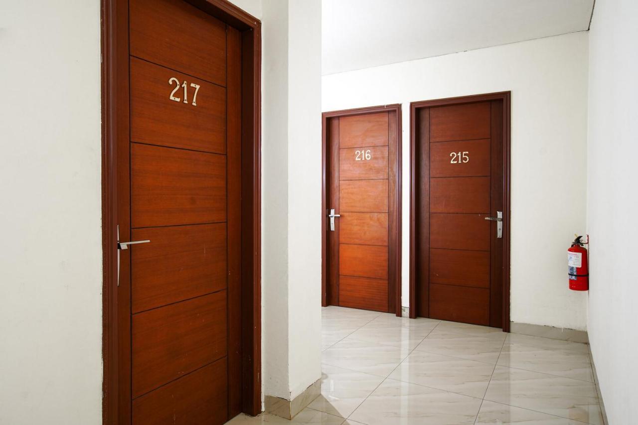 Hotel Reddoorz Near Trade Center 3 Palembang